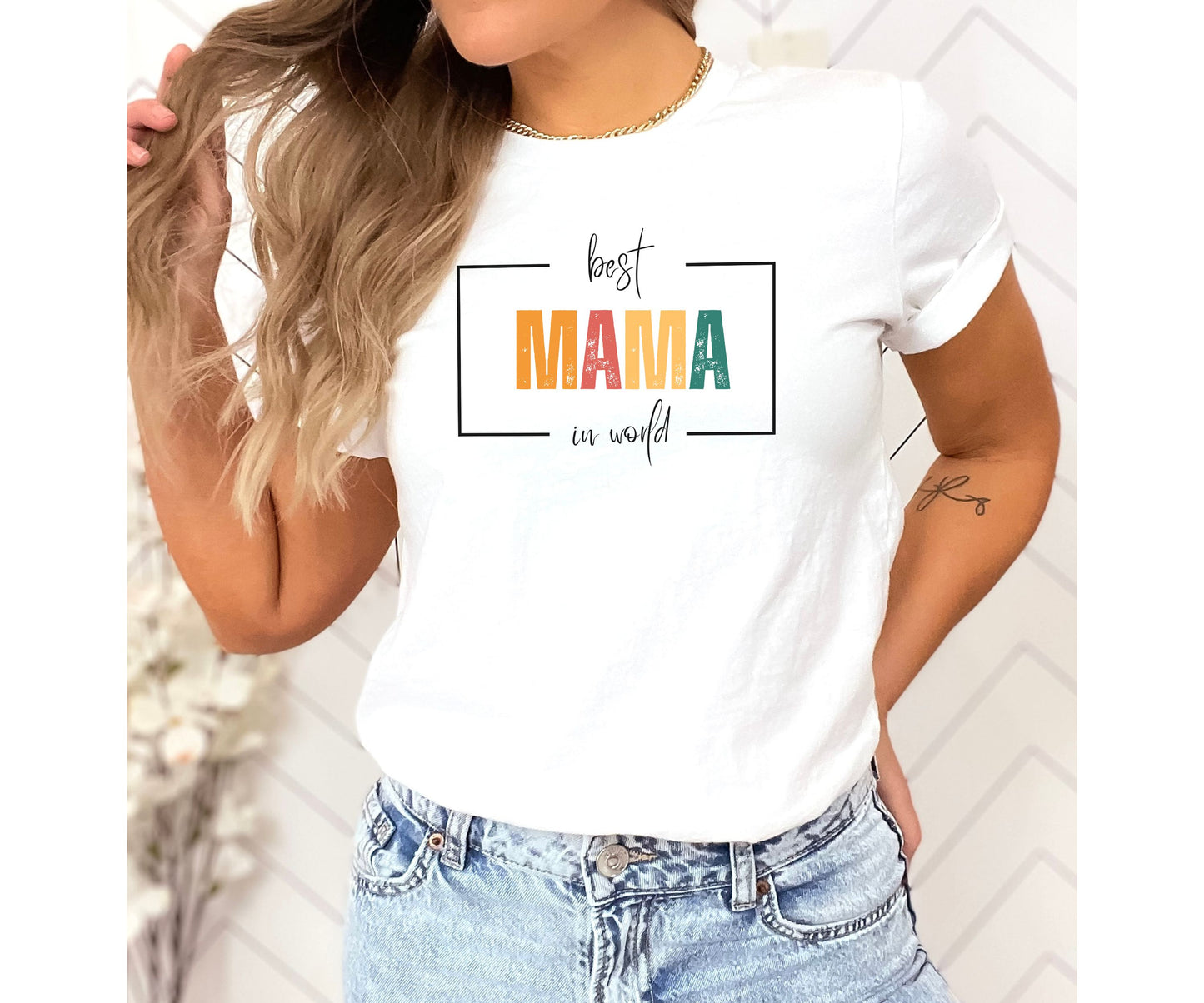 Best Mom T-Shirt, Cute Mom Shirt, Mother’s Day Gift, New Mom Gift